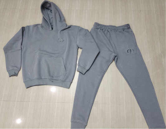 GREY SWEATSUIT
